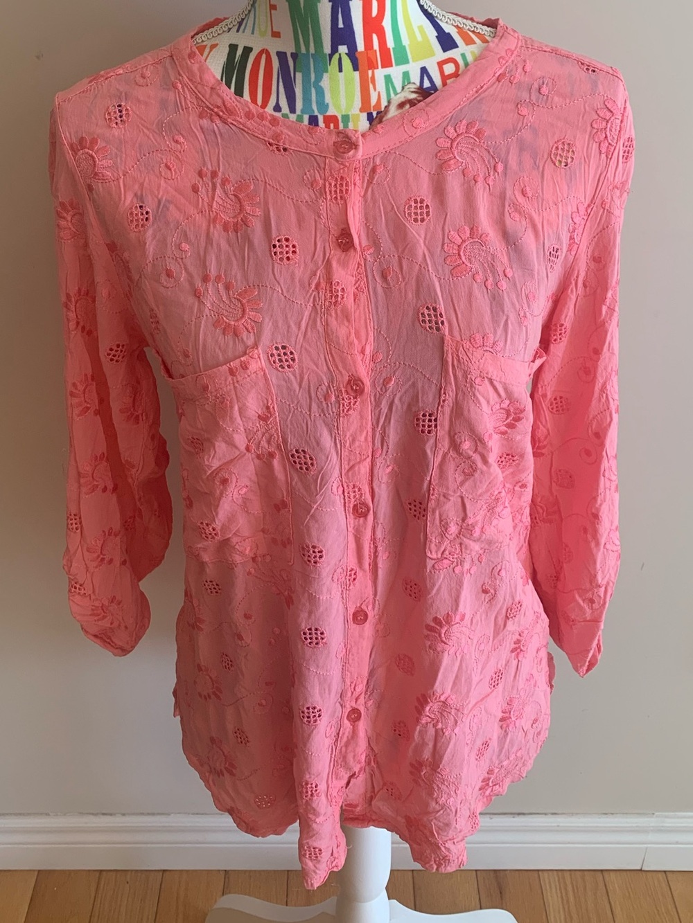 Miss Pepper Coral Embroidered Button-Front Women's Top Made in Italy 🇮🇹